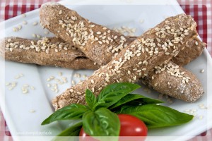 sesam-brotsticks_energiekueche-de Sesam-Brotsticks