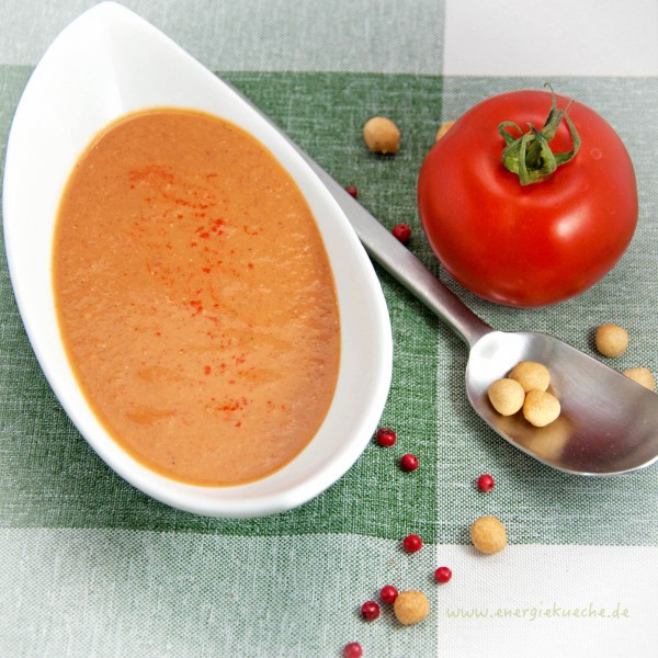 Erfrischende Tomatensuppe mit Zimt – Energieküche