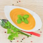 5-Elemente-Suppe mit Süßkartoffel