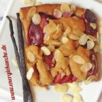 Veganer Blechkuchen mit Pflaumen